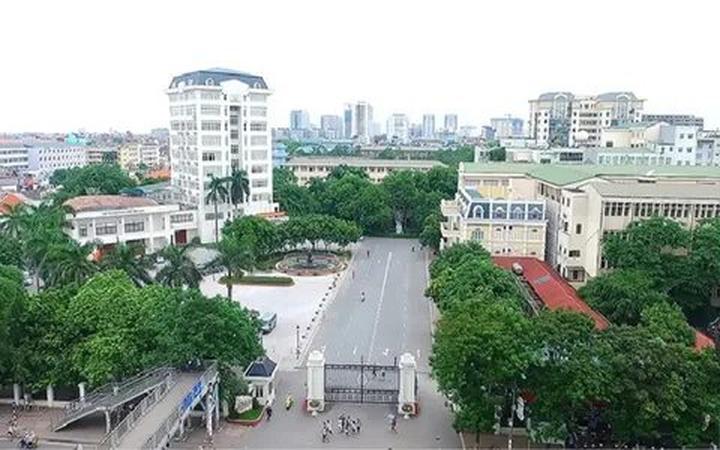 Chuyên gia Hotspot Matrix phân tích: Phương Oanh diện set đồ 50 và marketing video